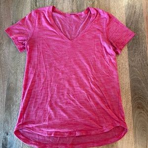 Lululemon size 8 short sleeve top